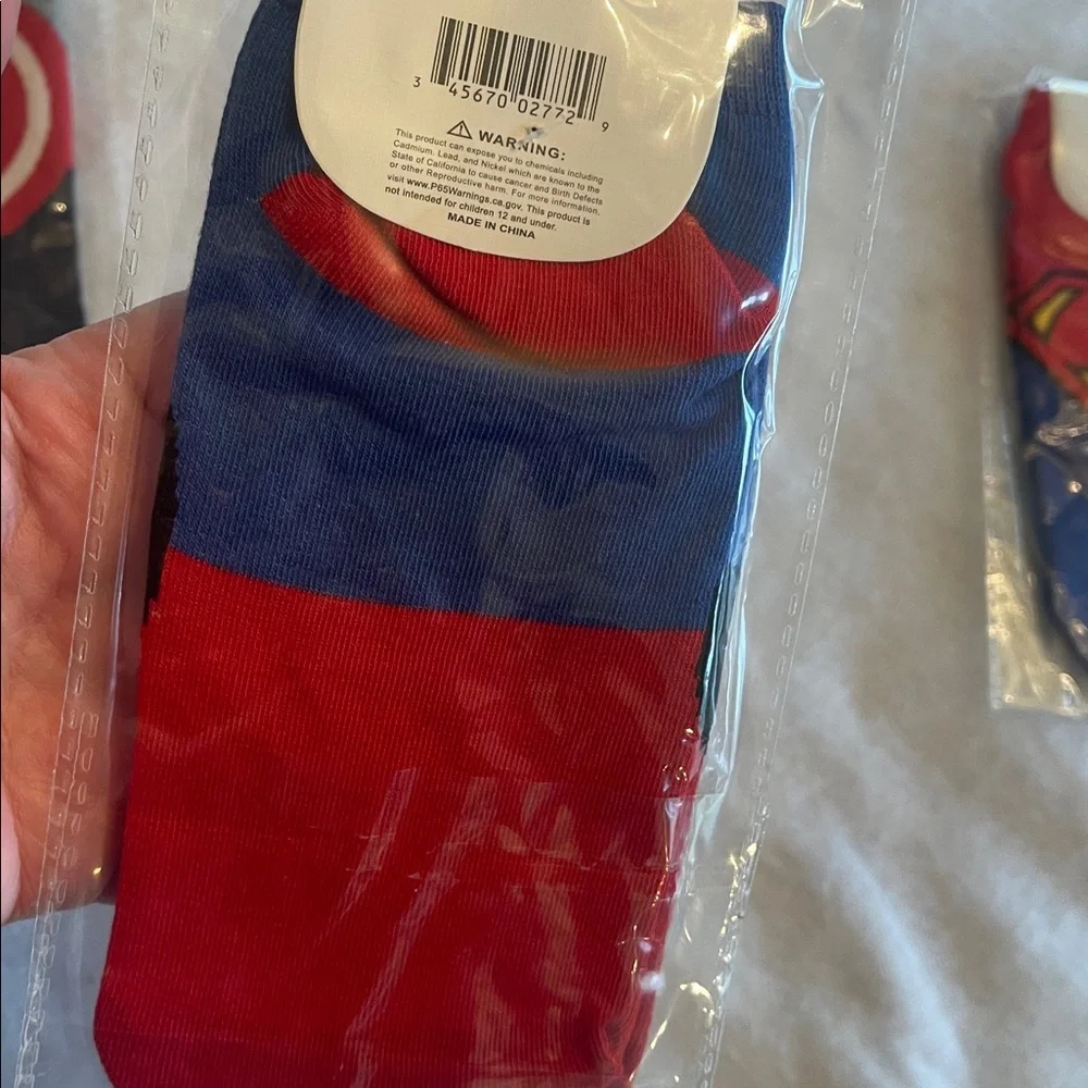 Superhero Themed Socks Set of 5 nwt ankle socks fits shoe youth 2.5 - womens 10